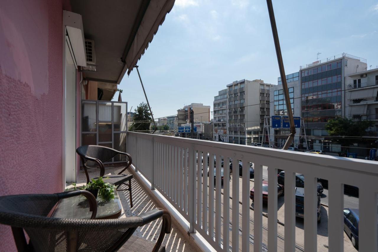 Apartment Newly Renovated 2 Bedroom Apartment, 5min To Metro Athens